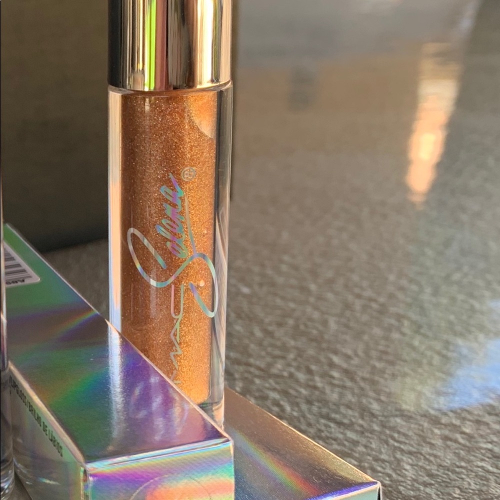 Mac Selena lip gloss